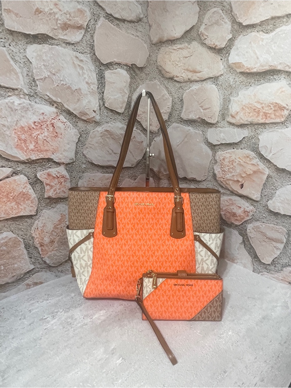 Michael Kors Voyager Orange Colorblock Tote & Matching Wallet Clementine